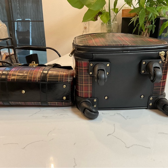 Patricia Nash Tartan Plaid handbag & Wheeled Carry on Luggage - Picture 3 of 15
